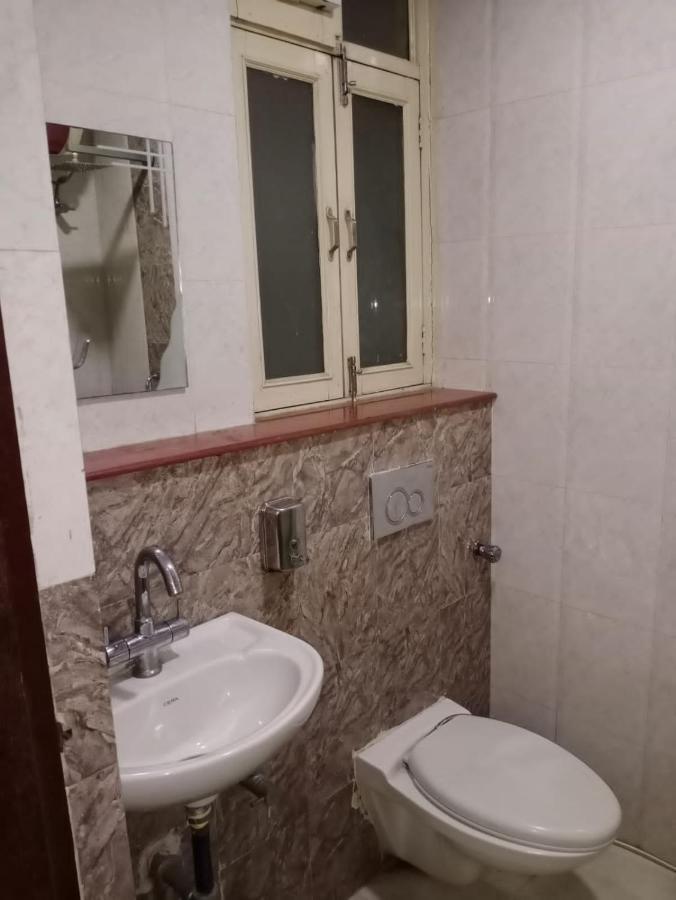 Hotel Chandrawali By Wb Inn Ballia ภายนอก รูปภาพ