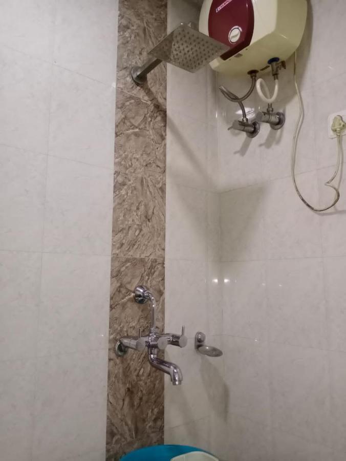 Hotel Chandrawali By Wb Inn Ballia ภายนอก รูปภาพ