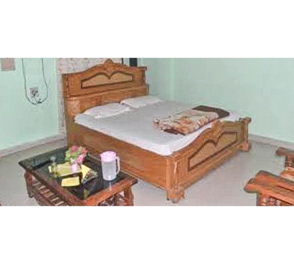 Hotel Chandrawali By Wb Inn Ballia ภายนอก รูปภาพ